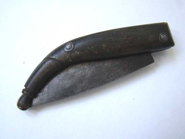 A group of three 19th century American bone handled Folding Pocket Knives — image 4